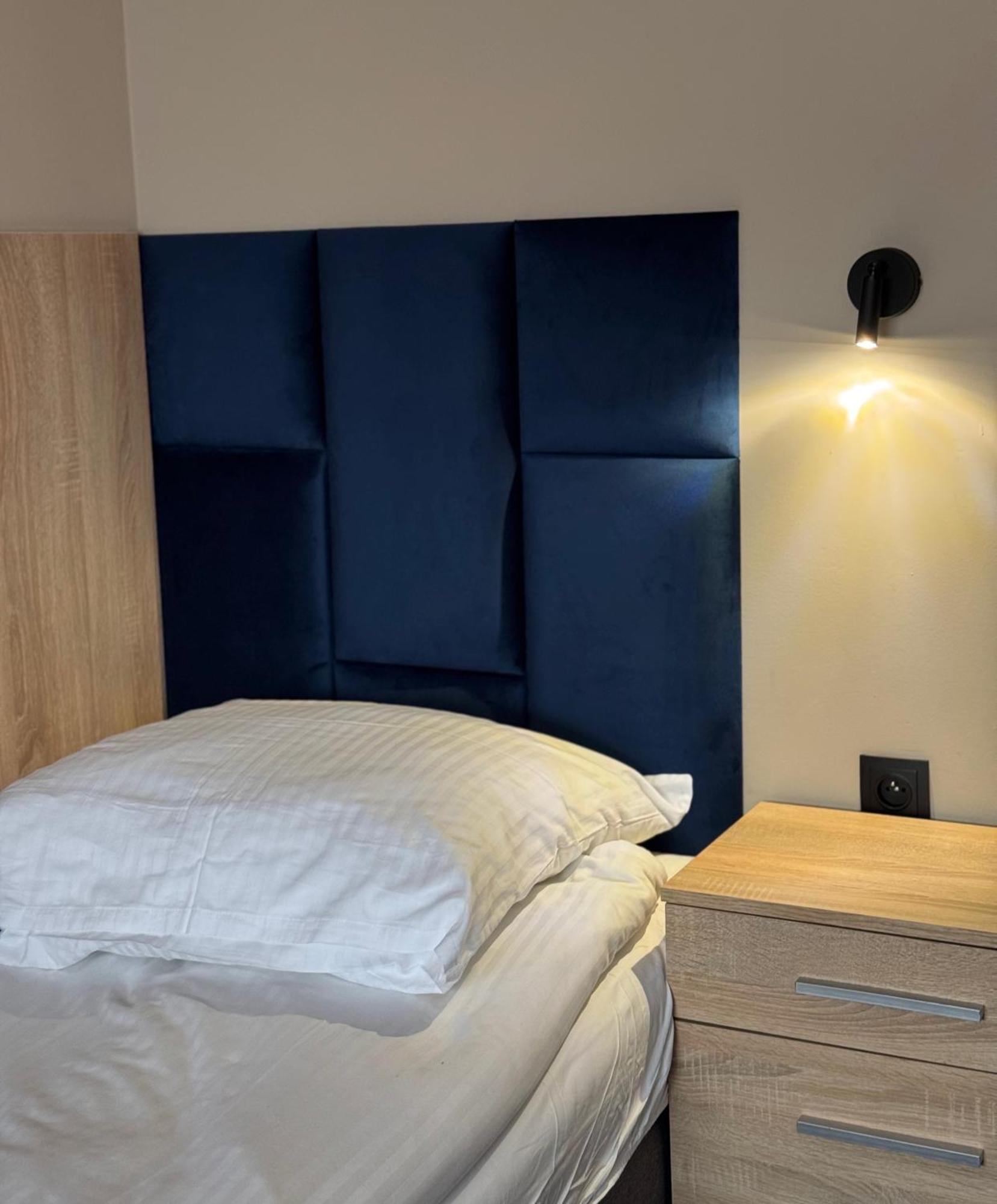 Hotel Zodiak Sucha  Luaran gambar